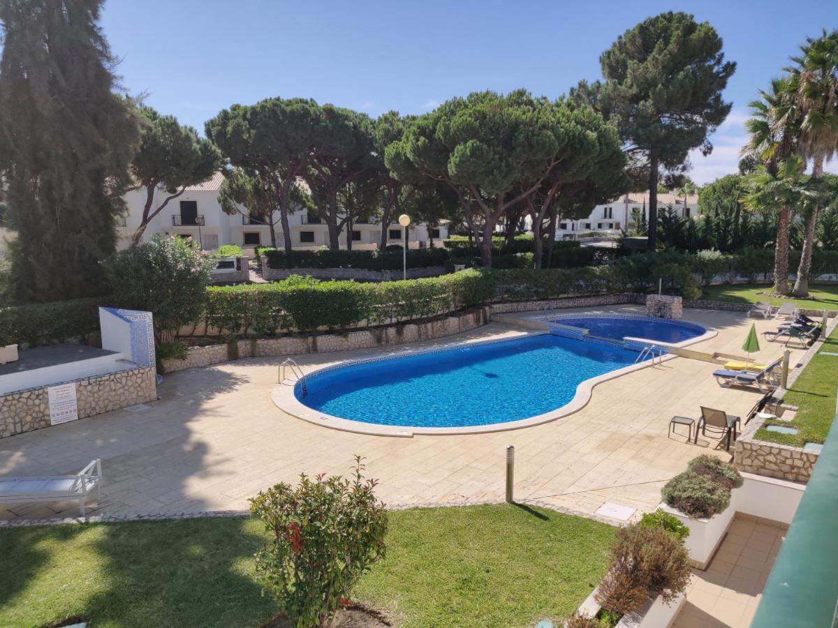 Comfortable apartment, Algarve Albufeira, 10 mn walk from Falésia beach Olhos de Agua  Exterior foto