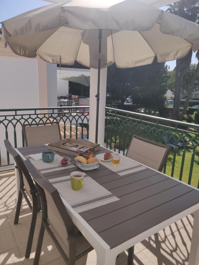 Comfortable apartment, Algarve Albufeira, 10 mn walk from Falésia beach Olhos de Agua  Exterior foto
